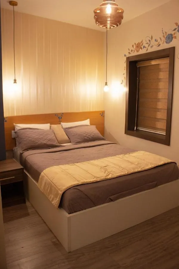 Estancia Boutique Lr Cuenca 0*,