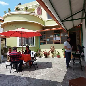  Pensión Tambuca Ecuador
